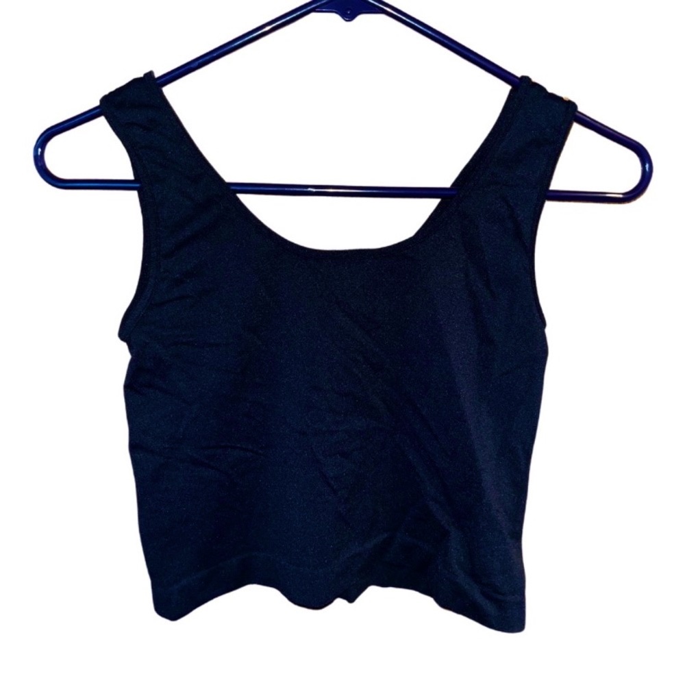black scoop neck crop top | akira | size xxs